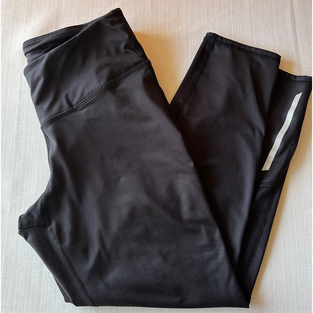 Old Navy Active Go Dry Cropped Black Leggings Size Medium